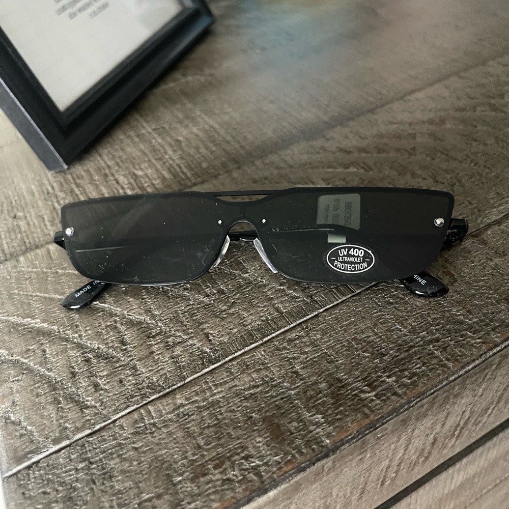 Urban Outfitters Black Sunglasses